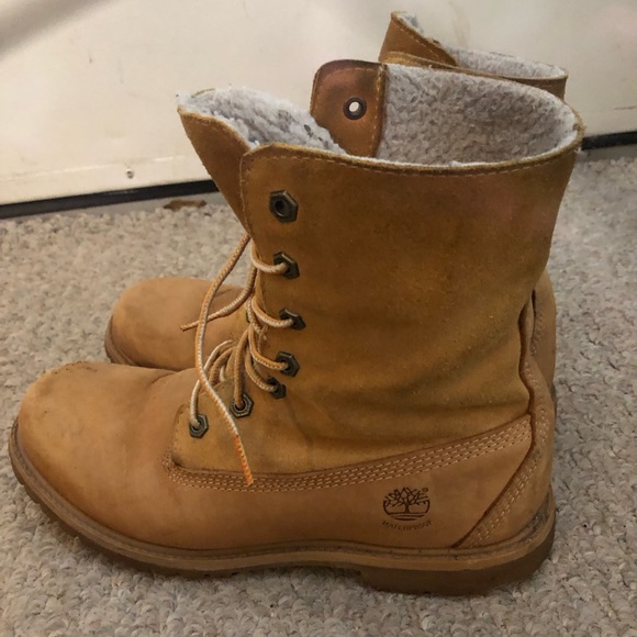Timberlands waterproof winter boots- size ladies 10 - Picture 2 of 4